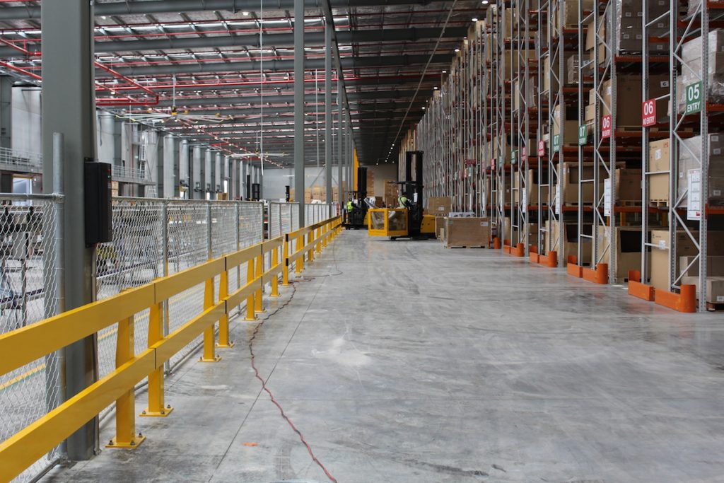 Verge warehouse barrier. Hyundai Mobis Eastern Creek - FDC Construction. FORKLIFT SAFETY. Work station protection (2)