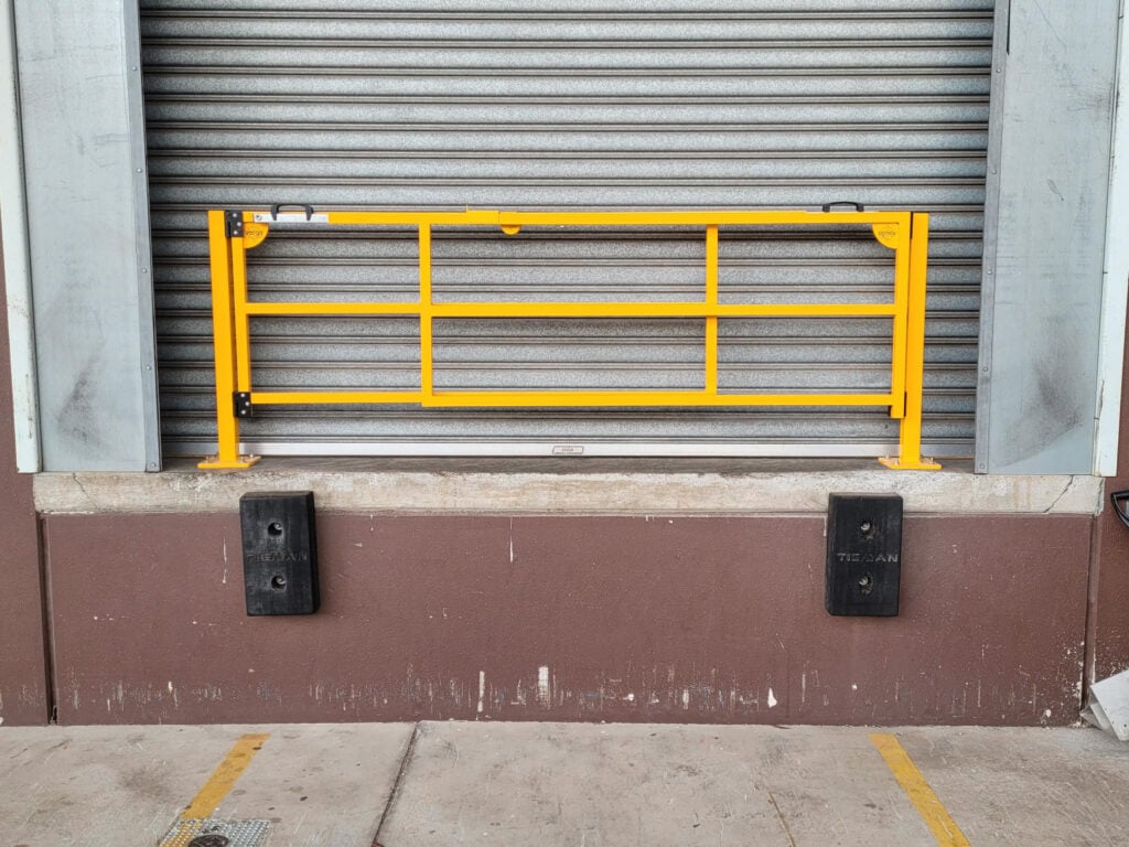 Dock Safety Gates for Loading Docks - Verge Dock-PRO™